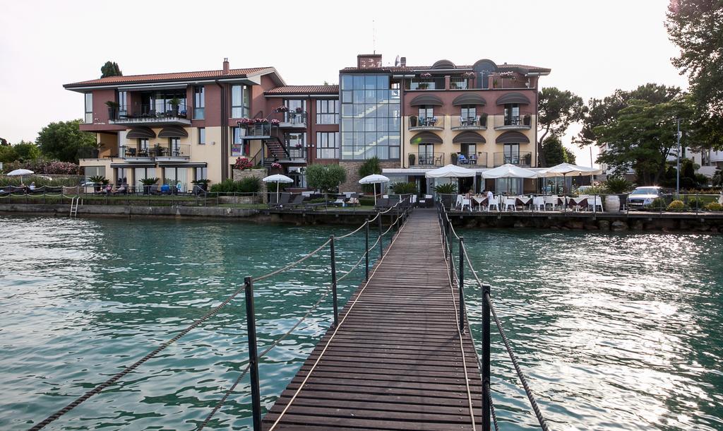 Hotel Aurora Sirmione Exterior foto